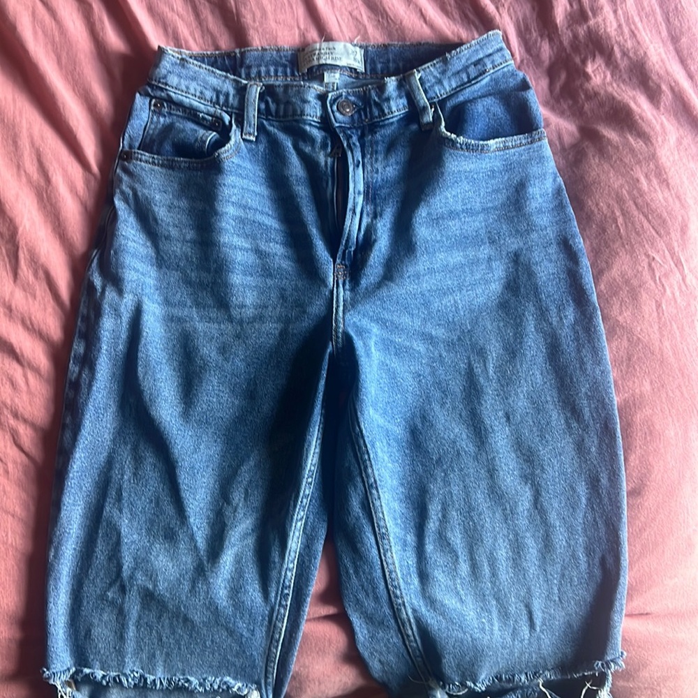 A&F 90s straight ultra high rise jeans size 8R